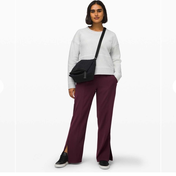 Lululemon On The Right Track Pant NWT! In the Adobe color! - Picture 2 of 2